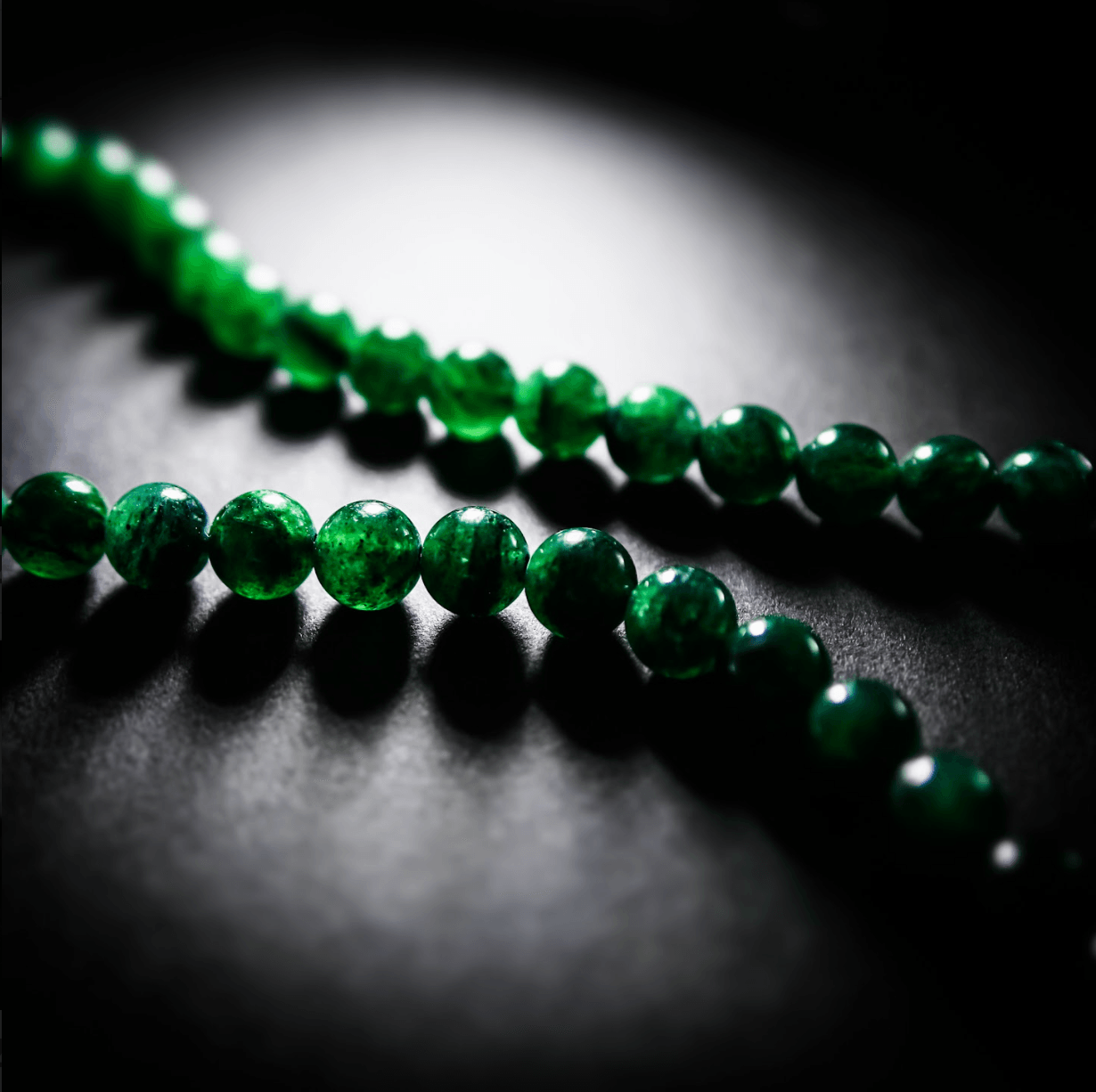 Dark Green Aventurine - Gemisphere