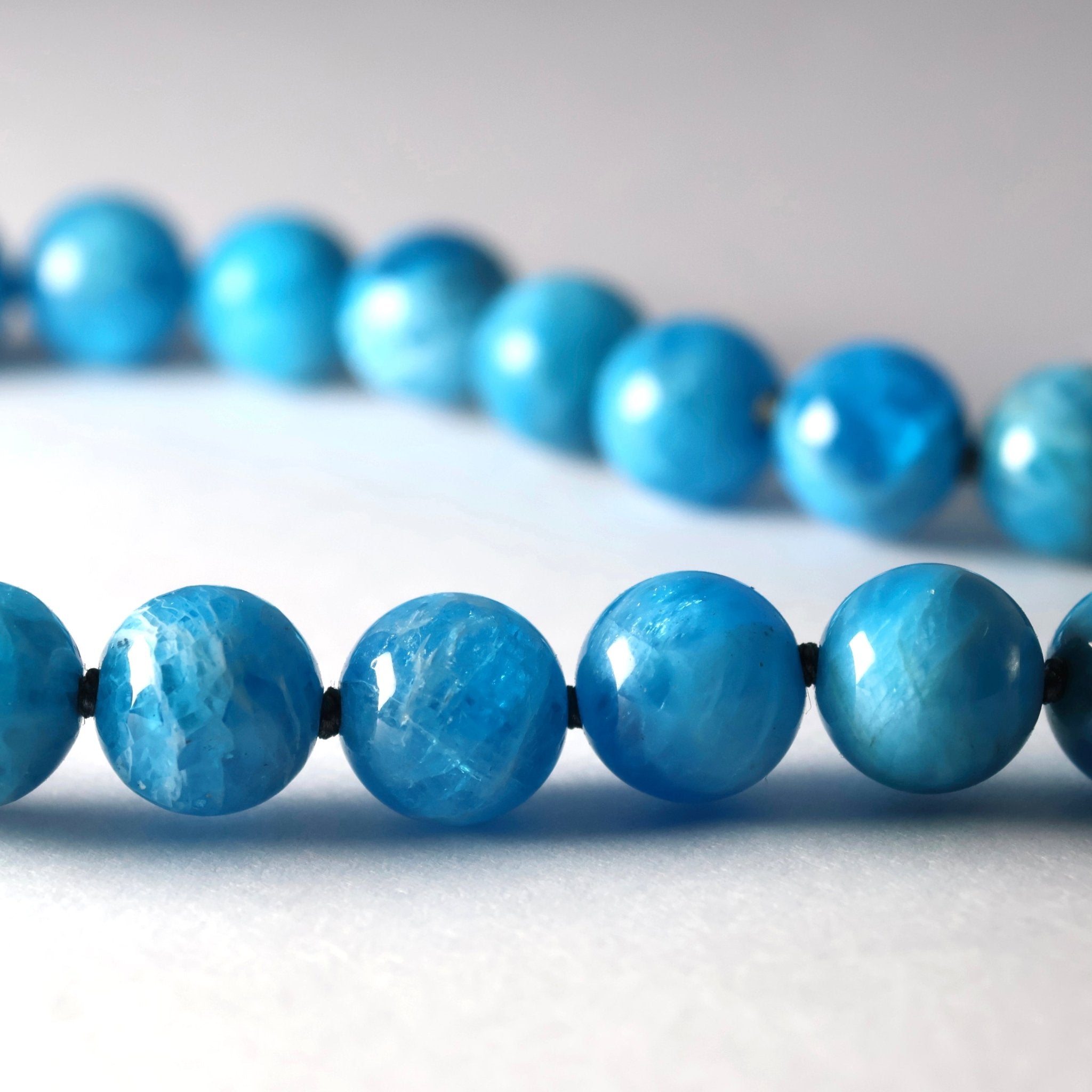 Apatite (Semi - Precious) - Gemisphere